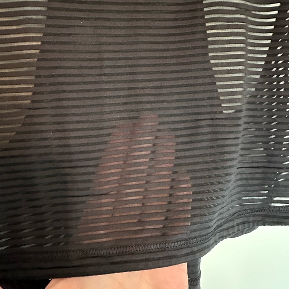2 in 1 Black Mesh Crop Lululemon Top - Picture 6 of 7
